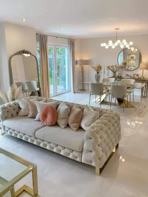 Canapé Chesterfield "Majestic" - Velours Beige & Pieds Dorés